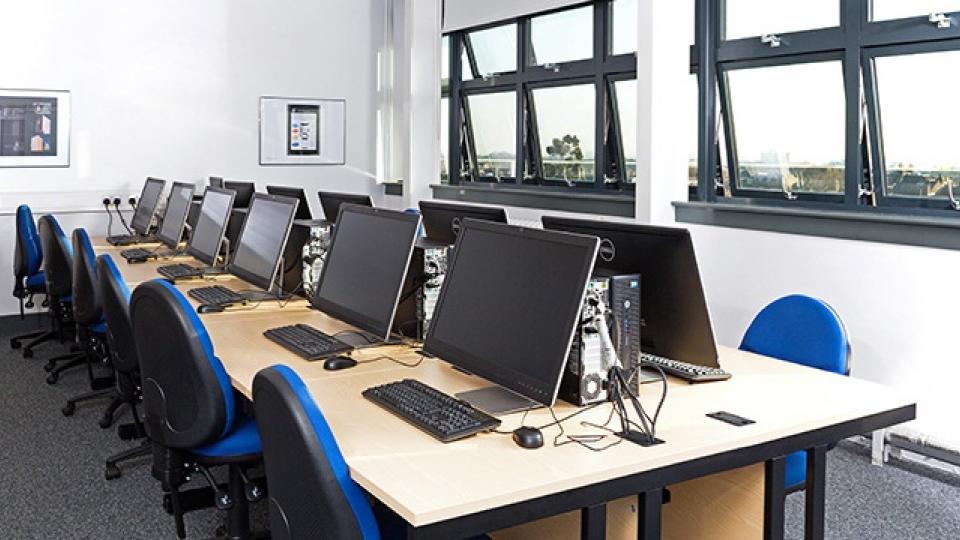 Computing lab at the University of West London