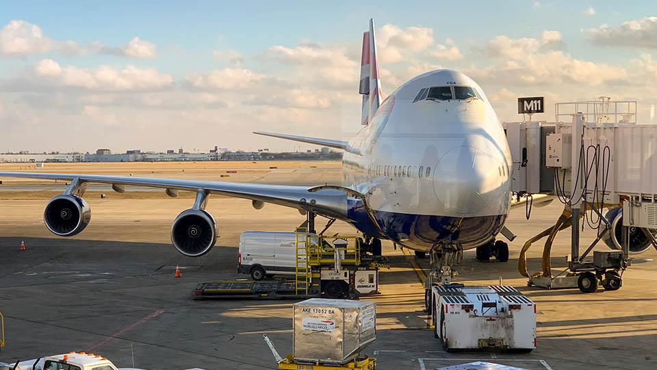 A British Airways 747 preparing to leave for London from Chicago